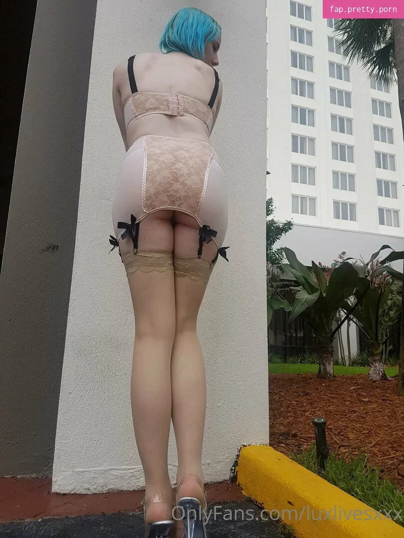 luxlivesxxx - Photo #20