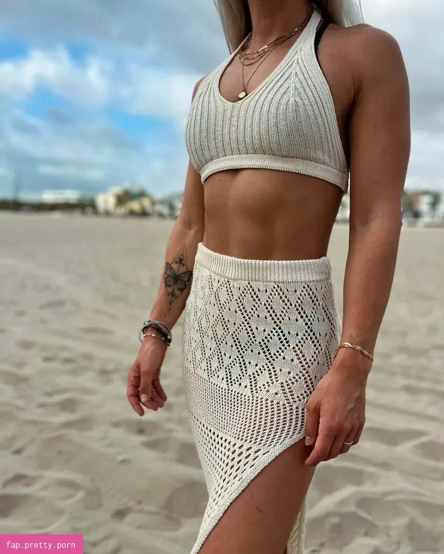 Larissa Van Meerten - Photo #84