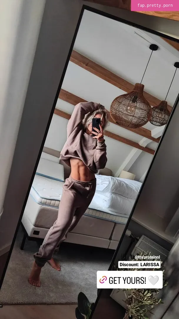 Larissa Van Meerten - Photo #94