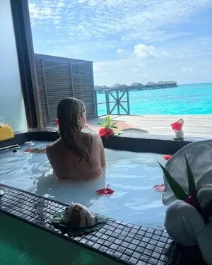 Laura Whitmore