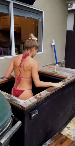 Lola Weippert