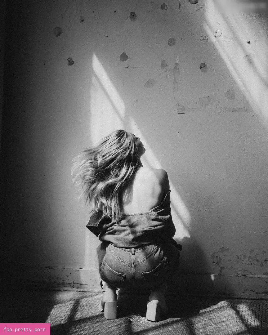 Lola Weippert - Photo #30