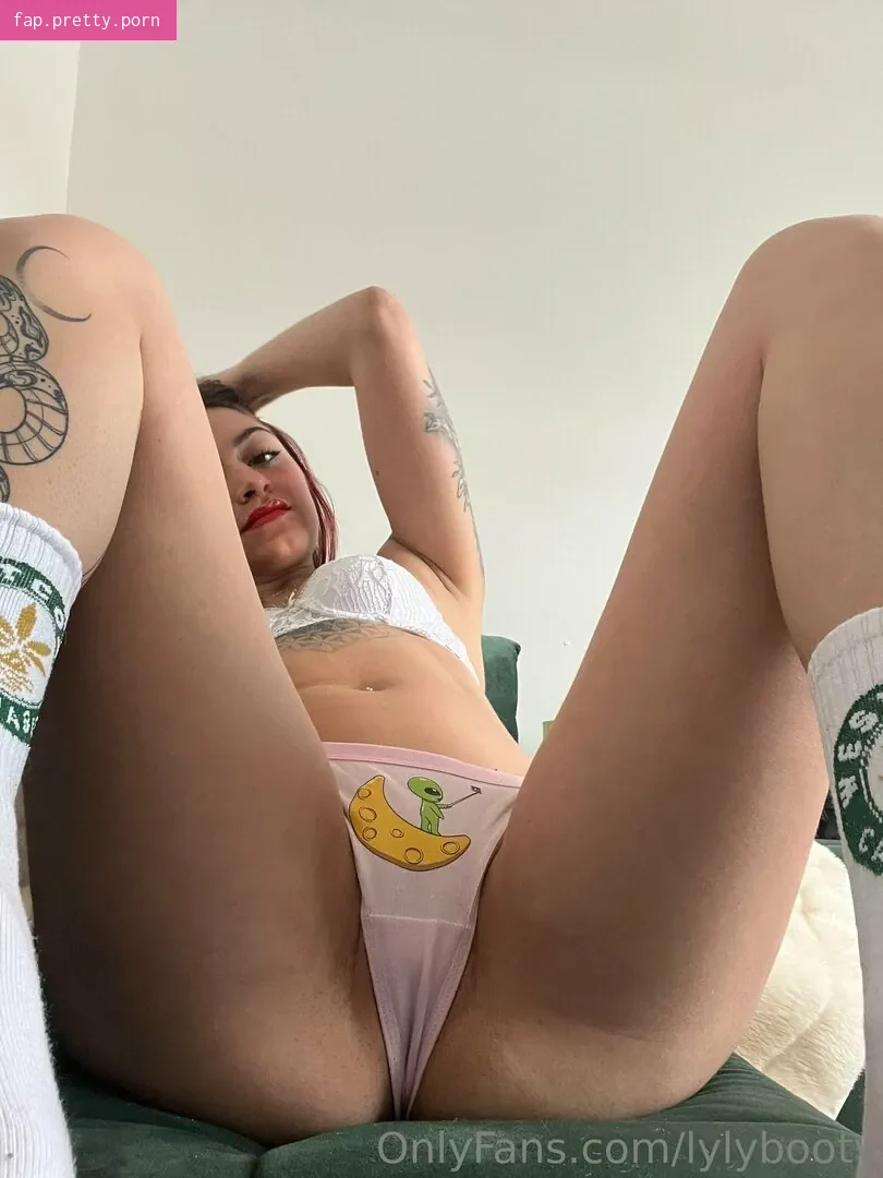 lylybooty - Photo #11