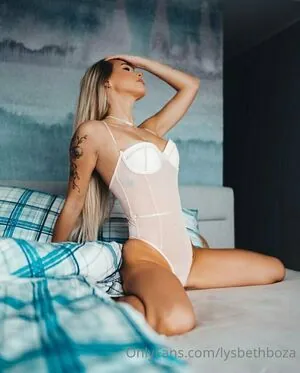 LysbethB