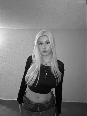 Laura.z57