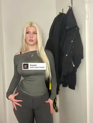 Laura.z57