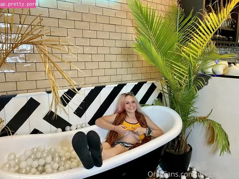 megsnotdead - Photo #29