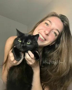 misskittymeow