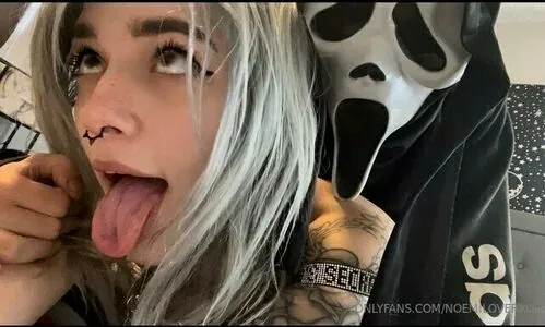 mackeyxmoo