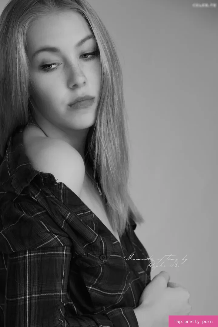 Madelinebiene - Photo #12