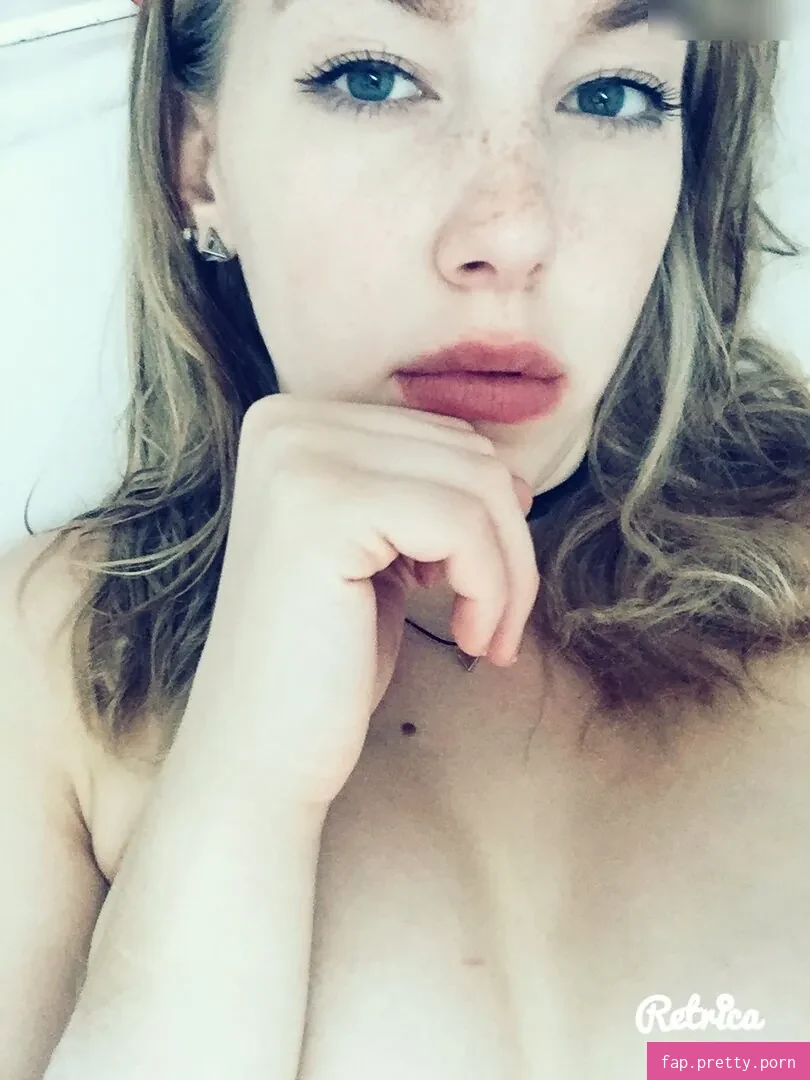 Madelinebiene - Photo #88