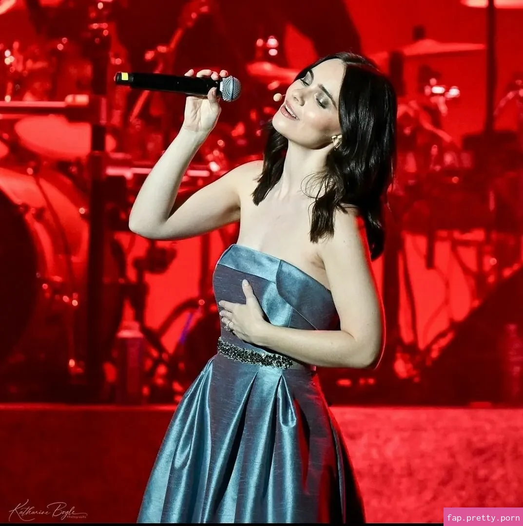 Mairéad Carlin - Photo #24