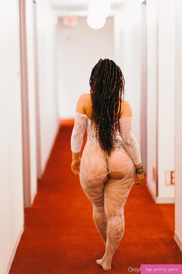 maliah - Photo #25