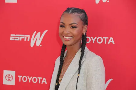 Malika Andrews