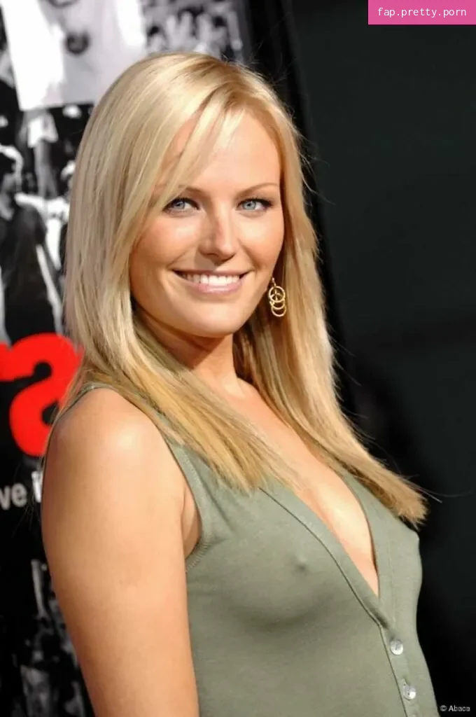 Malin Akerman - Photo #13