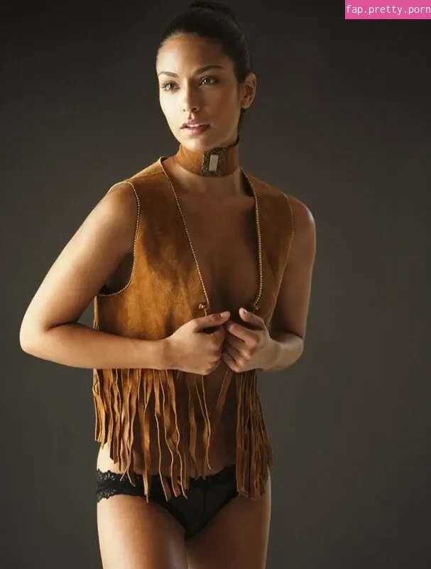 Manuela Arbelaez - Photo #07