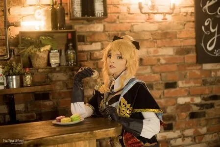 Mari_Aisu