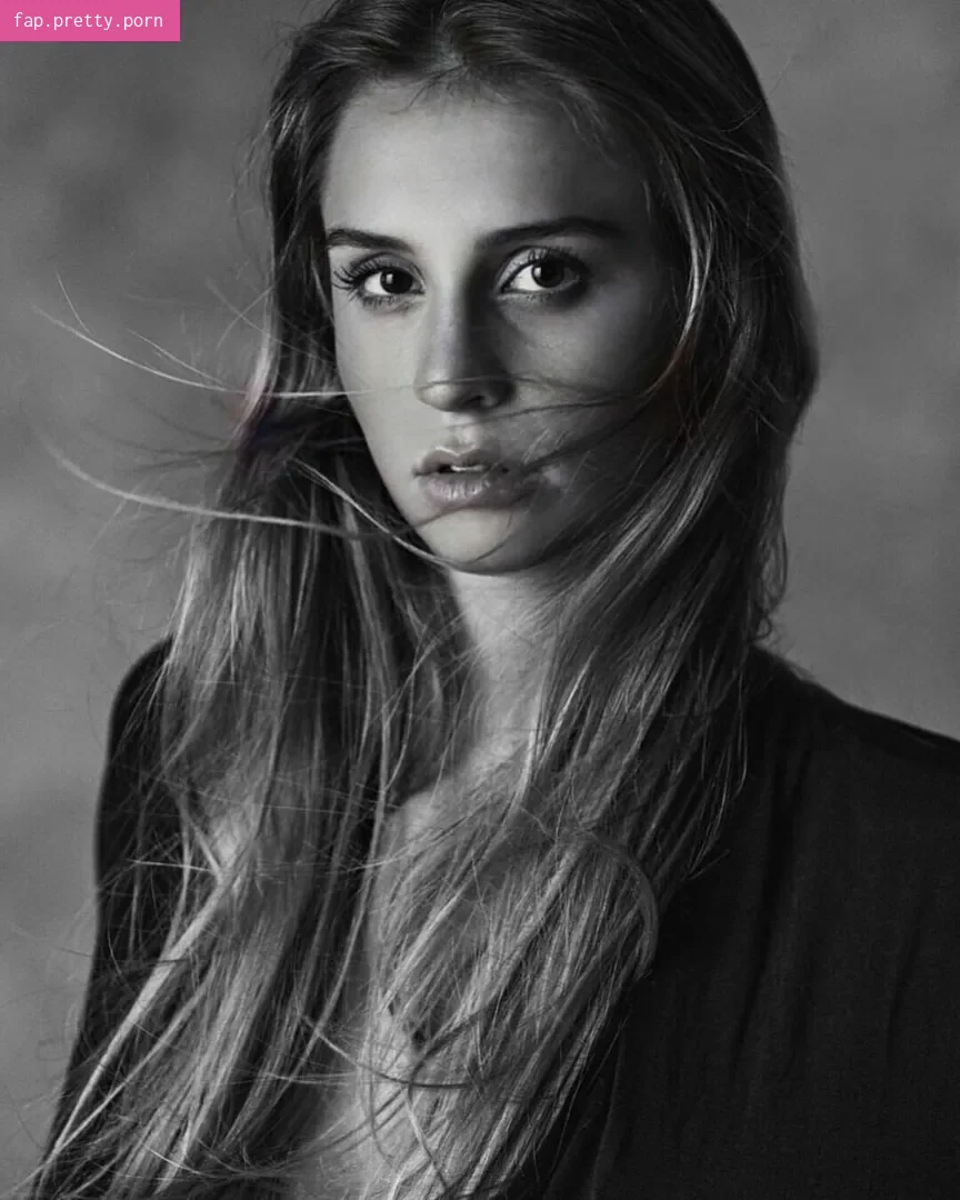 Maria Arreghini - Photo #12