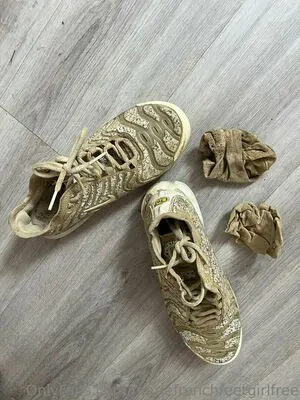 mariefrenchfeetgirlfree