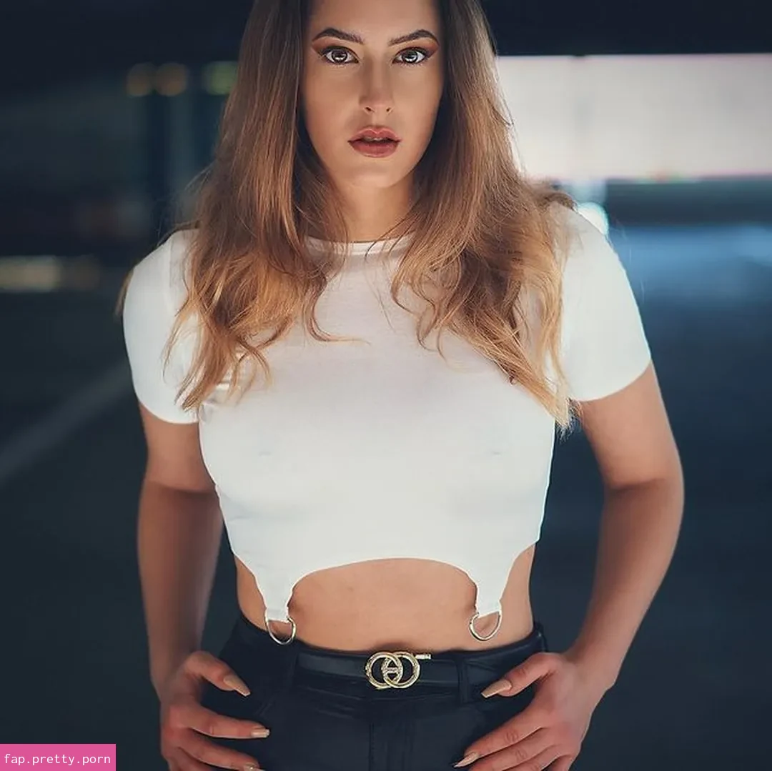 Mariella - Photo #14