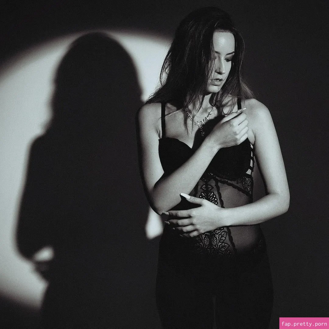Mariella - Photo #24
