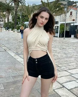 Mary Amber