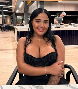 Melek Azad