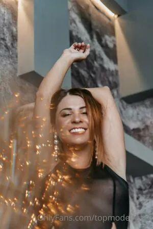 Model Alice