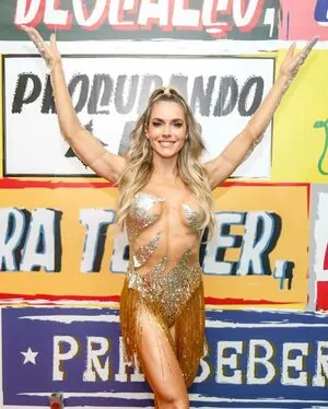 Monique Alfradique