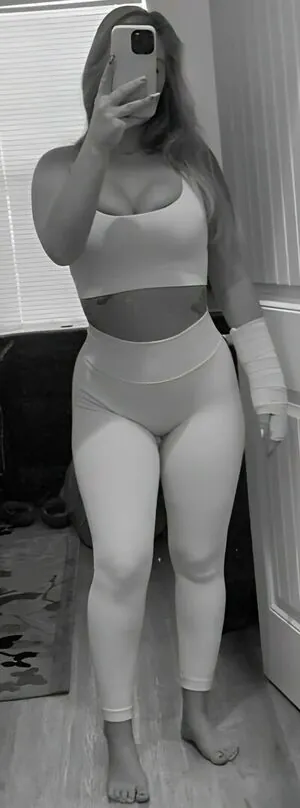 Mandyylynn96 big ass realtor