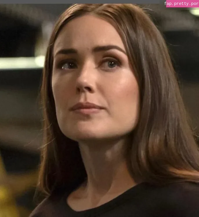 Megan Boone - Photo #43