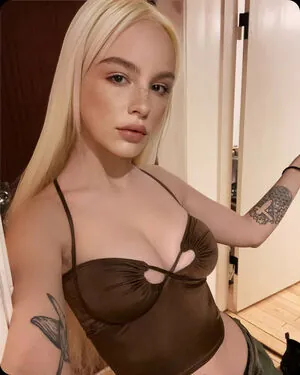 Milk_Baddie