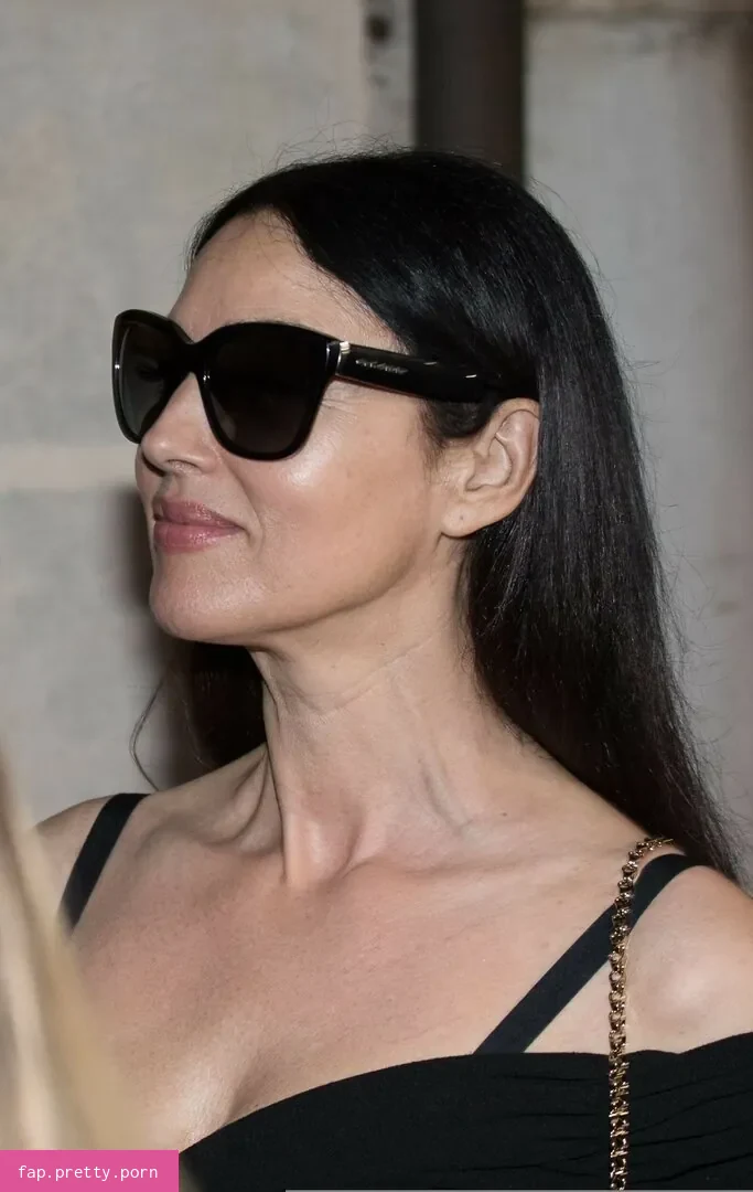 Monica Bellucci - Photo #90