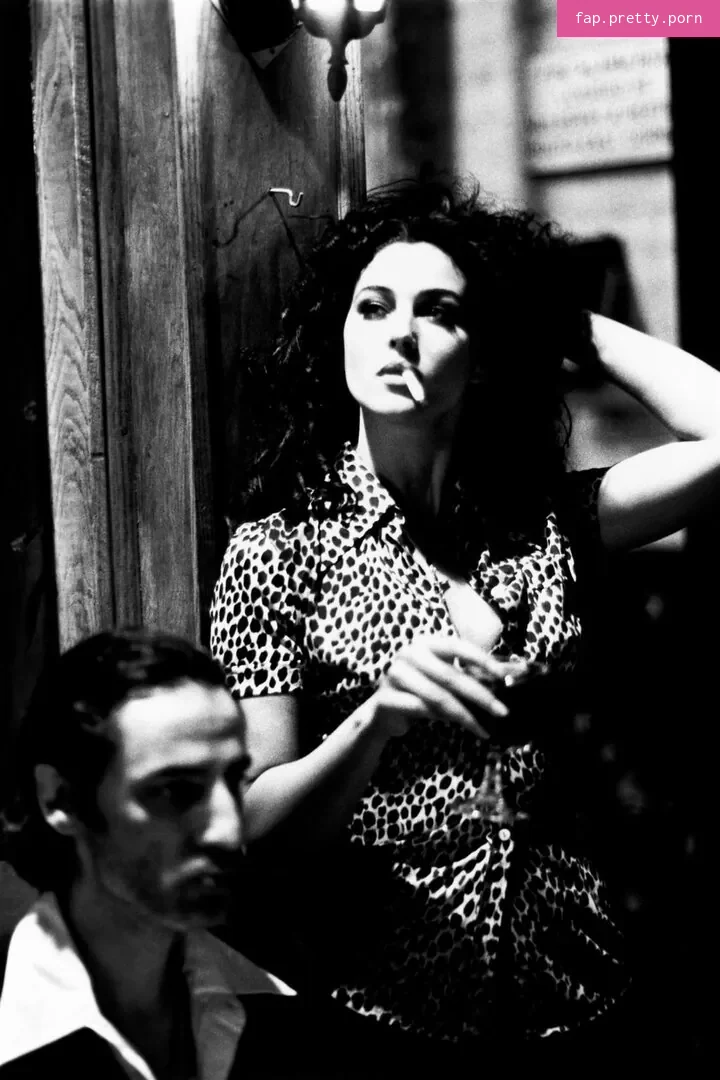 Monica Bellucci - Photo #31