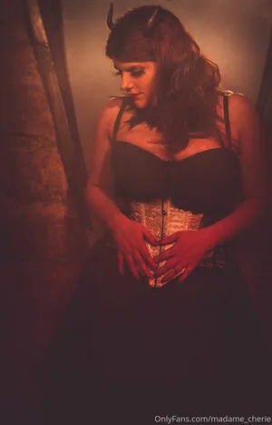 madame_cherie
