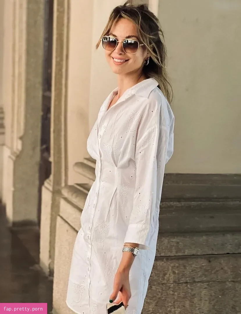 Mandy Capristo - Photo #02
