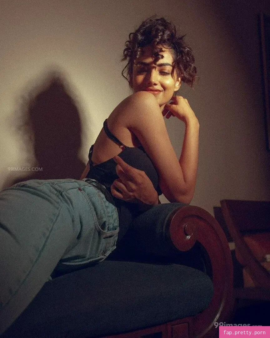 Meenakshi Chaudhary - Photo #25