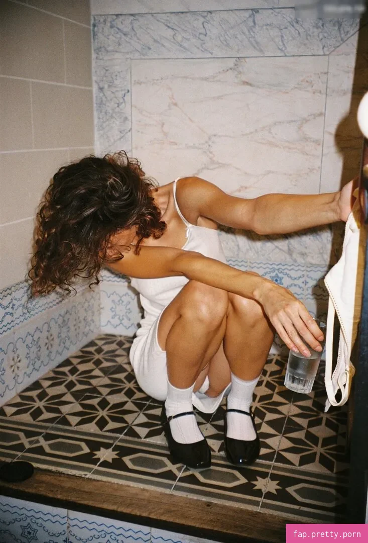 Mia C. Bell / Mia Larelle - Photo #10