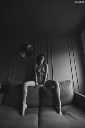 Mia C. Bell / Mia Larelle