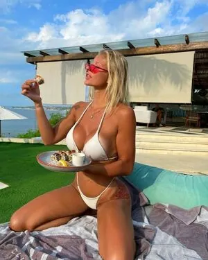 Michelle Christine