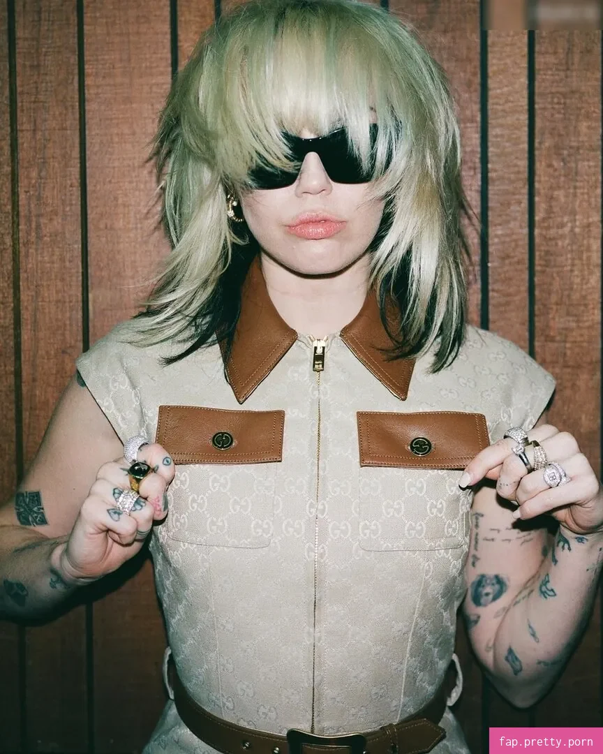 Miley Cyrus - Photo #46