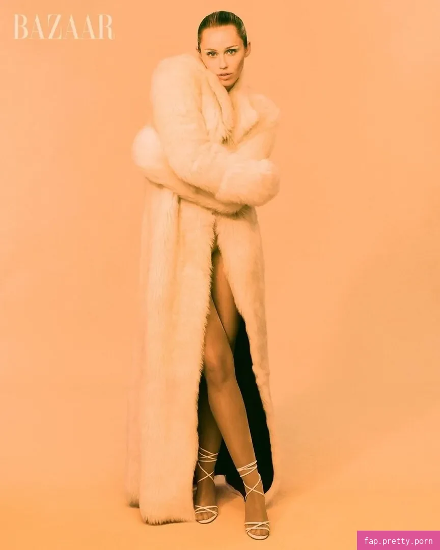 Miley Cyrus - Photo #89