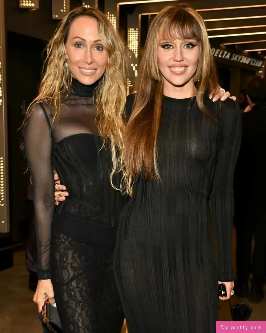 Miley Cyrus - Photo #45