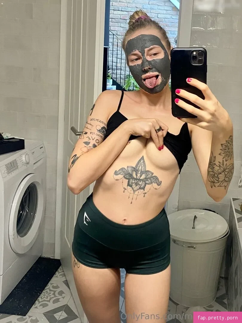 Mimi Cica - Photo #10