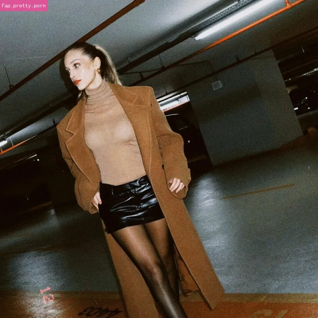 Mina Ceran - Photo #04