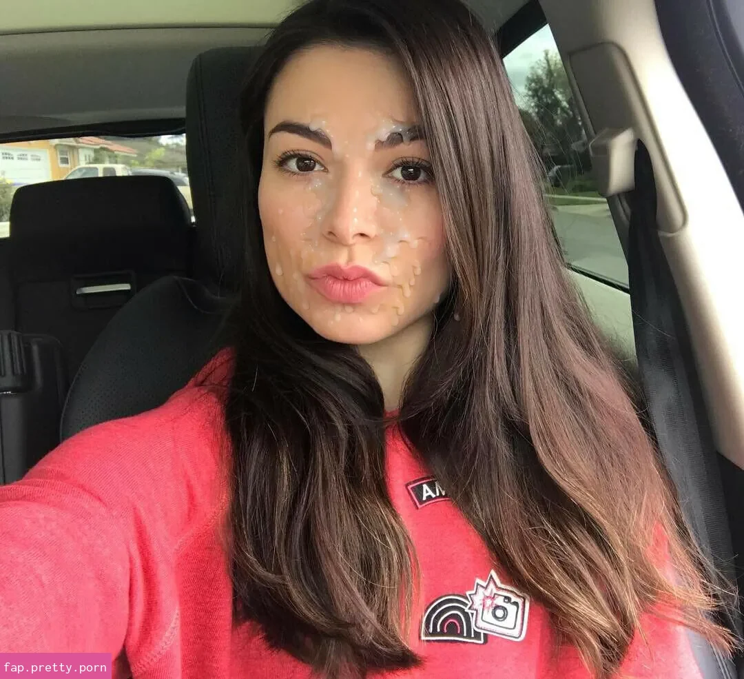 Miranda Cosgrove - Photo #82