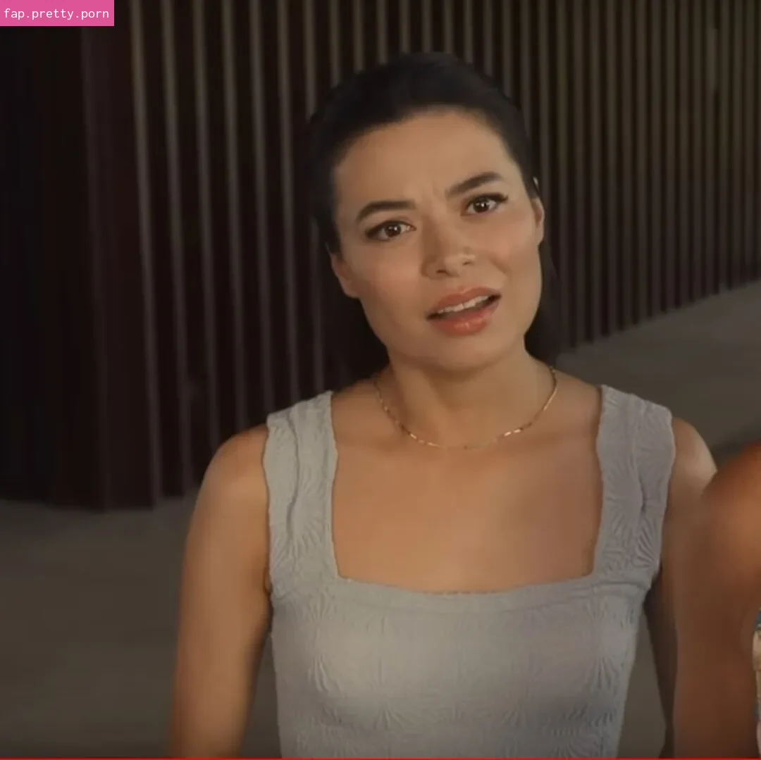 Miranda Cosgrove - Photo #75