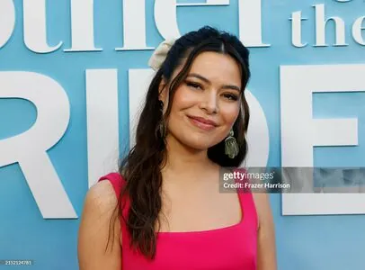 Miranda Cosgrove