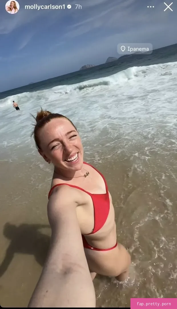 Molly Carlson - Photo #40