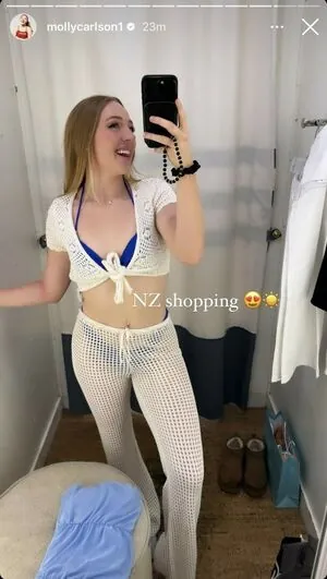 Molly Carlson